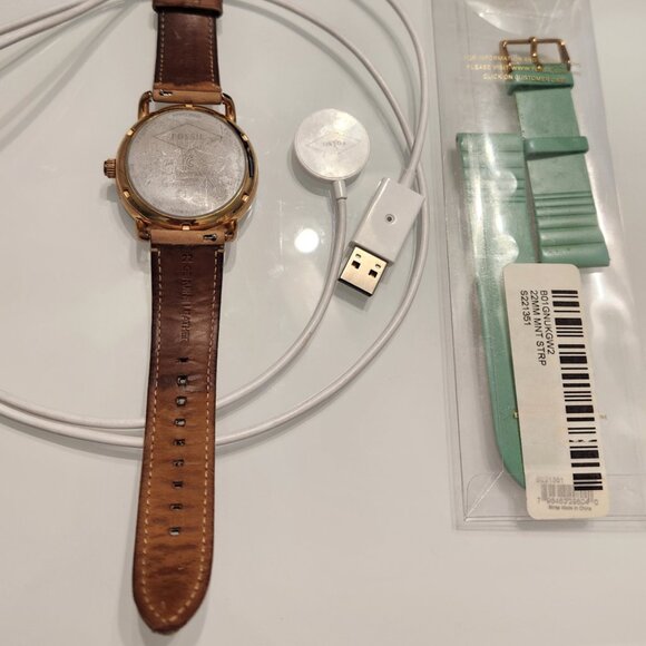 Fossil Q Wander Smart Watch w/Additional Watch Band and Charger - Picture 2 of 4